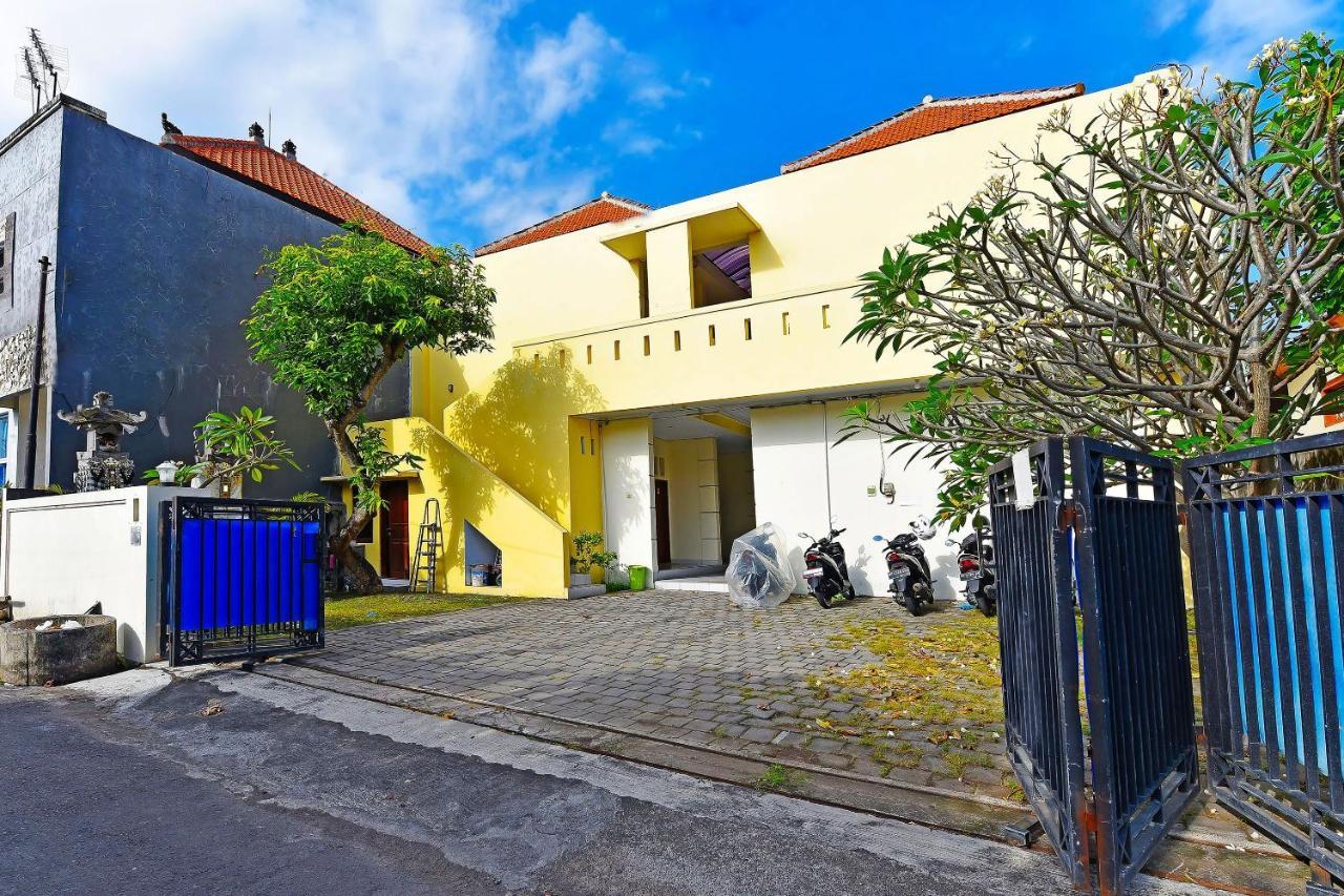 Oyo 91445 Sandat Guest House Denpasar Exteriér fotografie