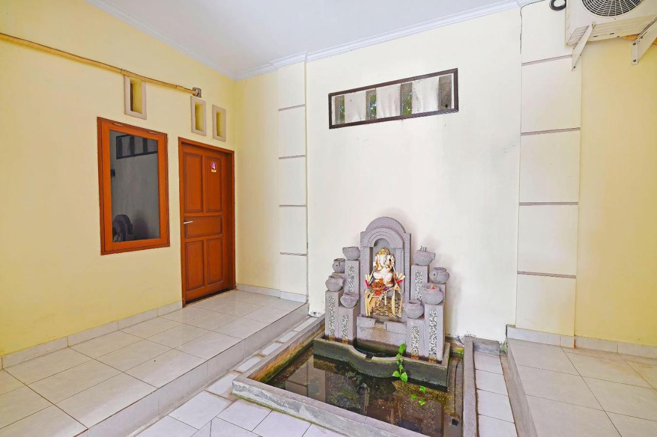 Oyo 91445 Sandat Guest House Denpasar Exteriér fotografie